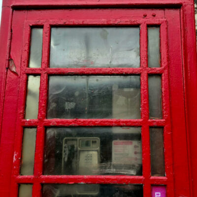 Pink to 'Pull' ..... wow, a phonebox with an actual phone!